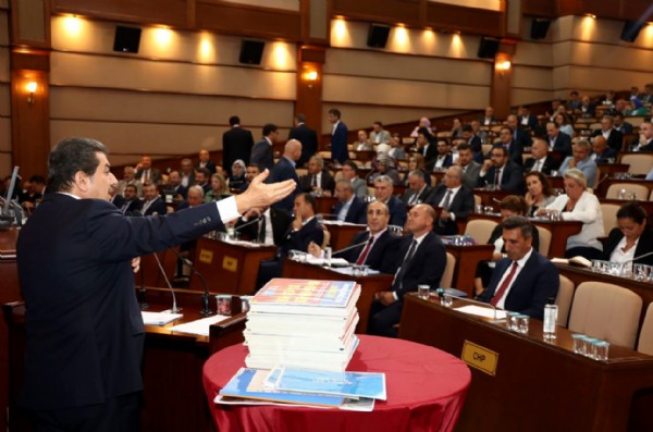 Tevfik Göksu'dan İBB'ye 'proje listesi' tepkisi! Gülsek mi ağlasak mı karar veremedim vizyonsuzluk ete kemiğe büründü